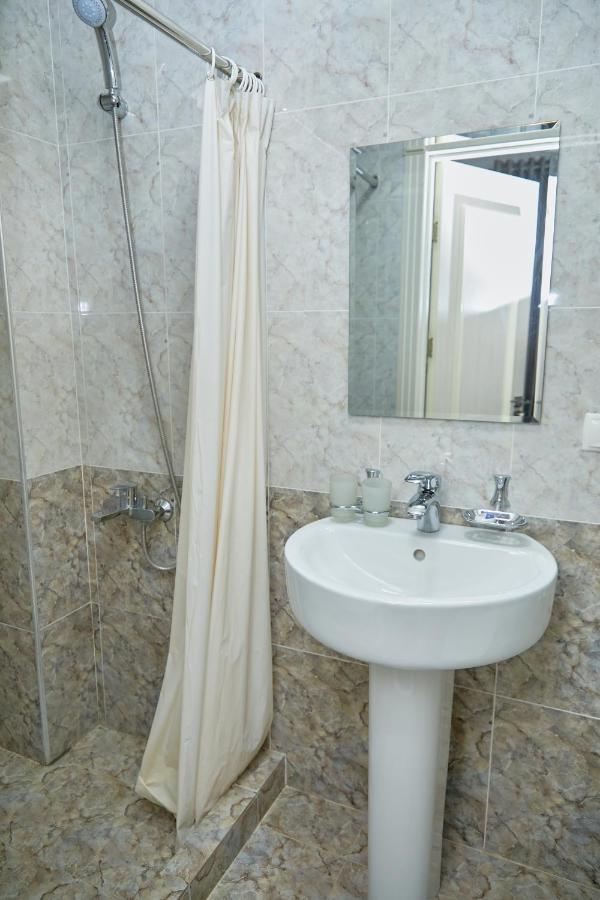 Hotel Muqaddas Samarkand Eksteriør billede